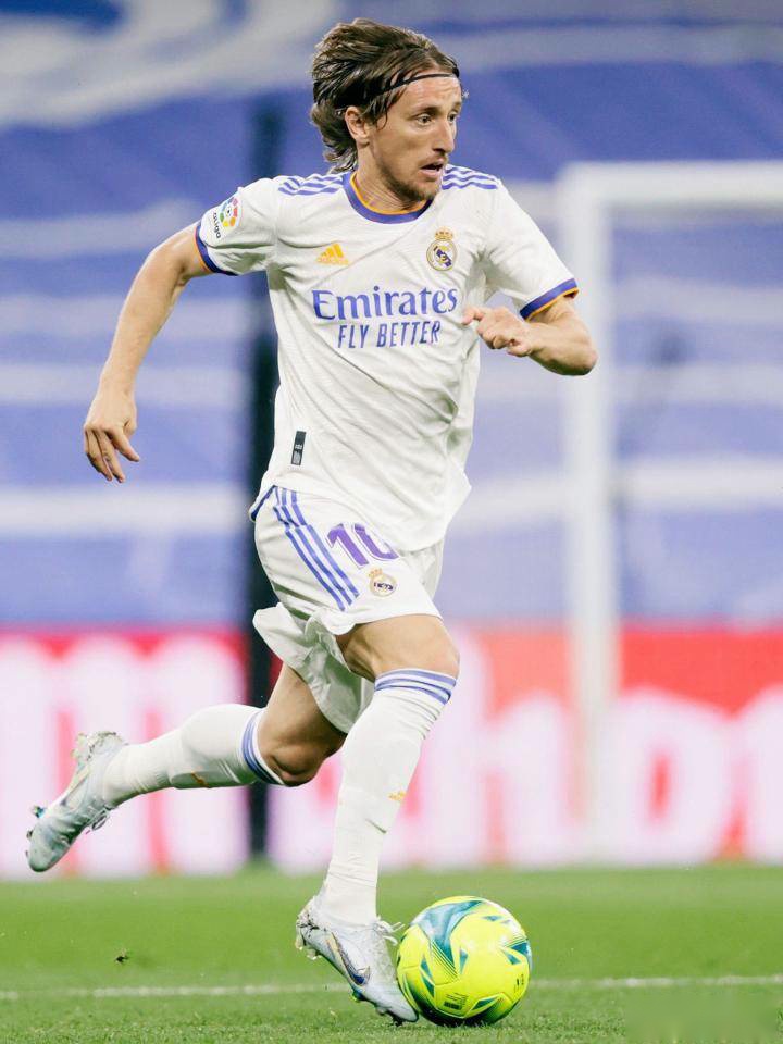 足球世界杯亚洲区预选赛关键球员表现