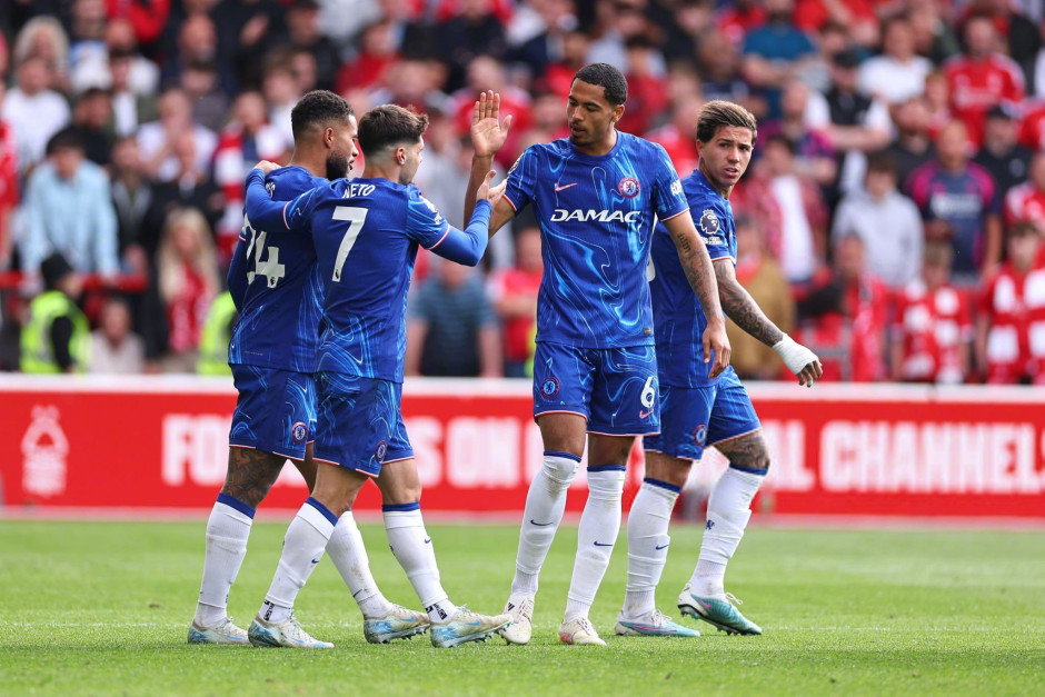 篮球勇士明星球员连场高得分