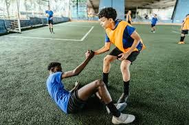 【王者荣耀】广州TTG官宣人员变动：主教练风君正式离队 打野选手嘉宝加盟