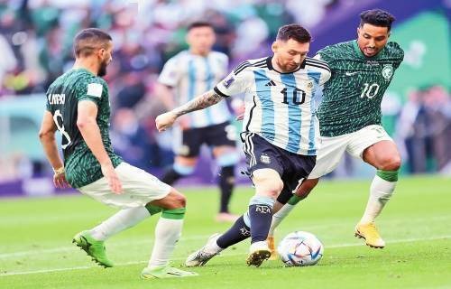 巴萨客场89-79力克红星！克莱本轰22分率队攻陷贝尔格莱德